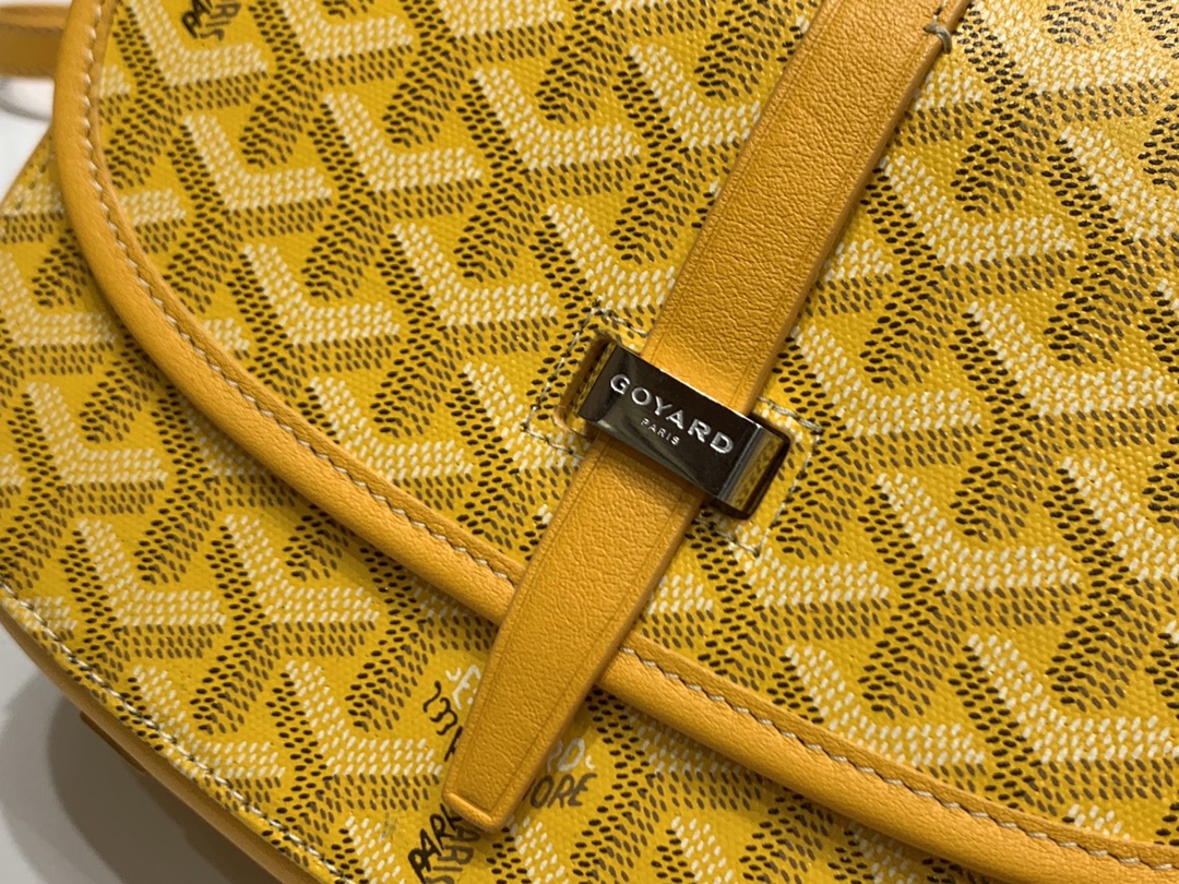 Belvedere PM Shoulder Bag In Yellow